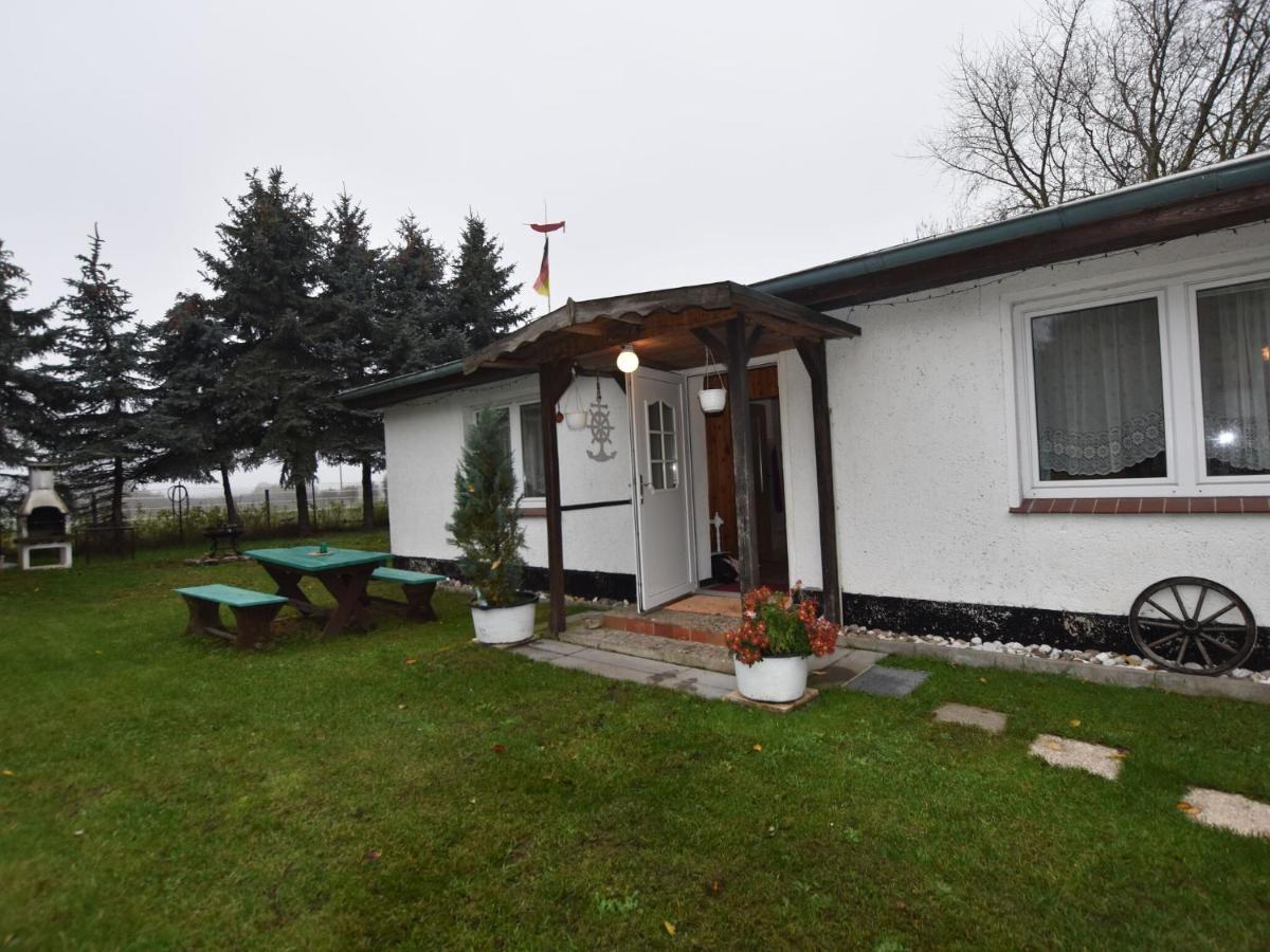 Cosy Bungalow In Stove By The Baltic Sea Boiensdorf Kültér fotó